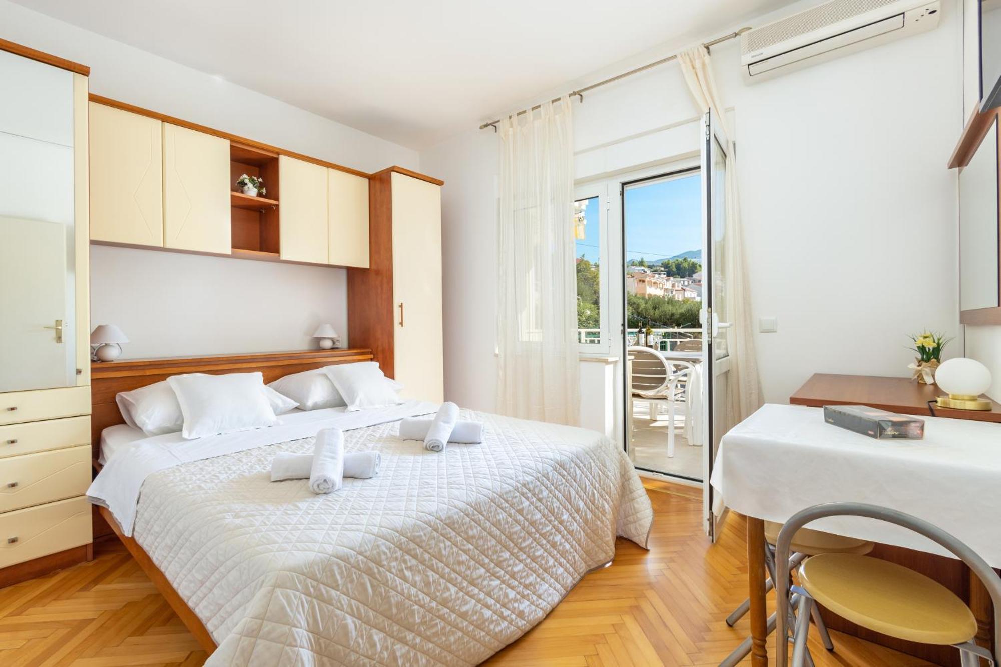 Apartments By The Sea Duce, Omis - 946 Zewnętrze zdjęcie