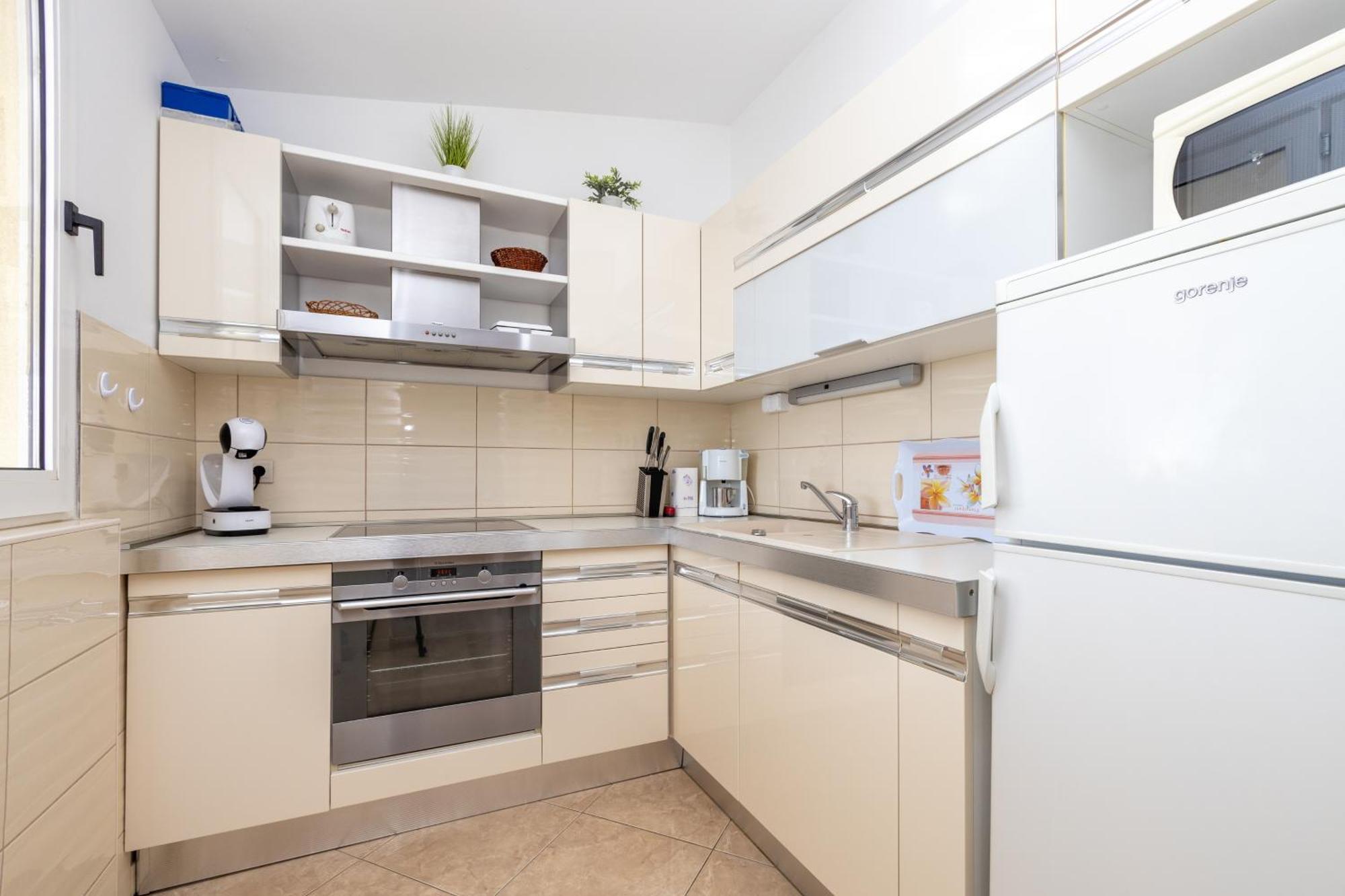 Apartments By The Sea Duce, Omis - 946 Zewnętrze zdjęcie
